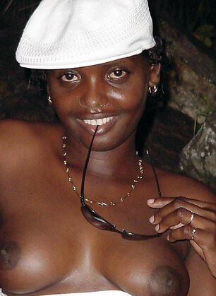 thick ebony puffies images