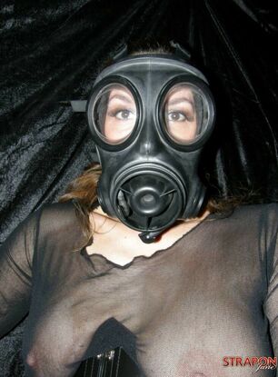 uber-sexy gas mask nymph