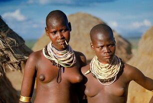 african maidens bare